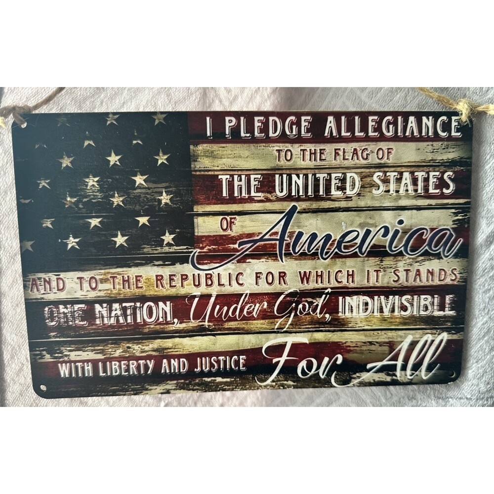 USA Pledge of Allegiance Mini Hanging Wood Flag 5x8 Vintage Wood Look
